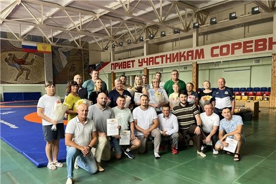 В СШОР № 5 им. В.Н. Кочкова состоялось чествование коллектива с Днем физкультурника