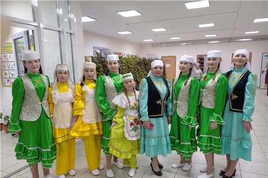В деревне Татарские Сугуты Батыревского муниципального округа состоялось масштабное событие — День татарской культуры в Чувашской Республике. Праздник в очередной раз подчеркнул богатое культурное многообразие нашего региона.