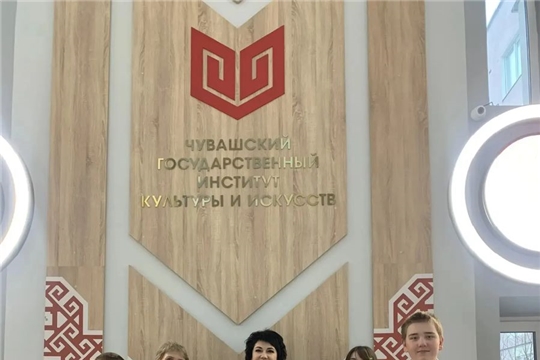 Çĕнтерỹçĕсемпе мăнаçланатпăр