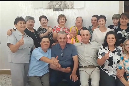 «Юратнă шкулăмăр, пуçа таятпăр Санăн умăнта...»