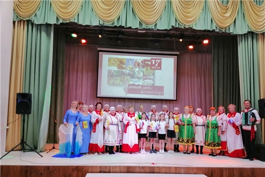 Фольклорный мост дружбы прошёл в Ходарском сельском Доме культуры