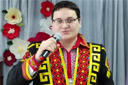 Свежий творческий импульс для села: в Юманайский Дом культуры прибыл молодой специалист по программе «Земский работник культуры»