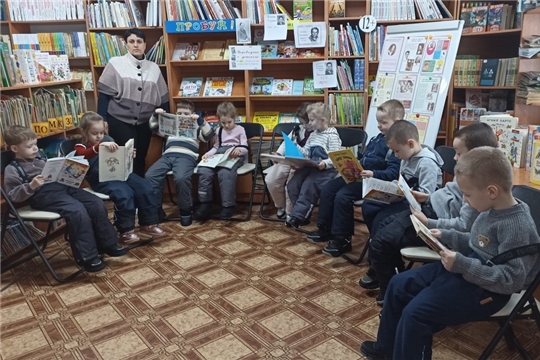 Городская детская библиотека имени С. Я. Маршака присоединилась к акции «Я читаю. Я расту»