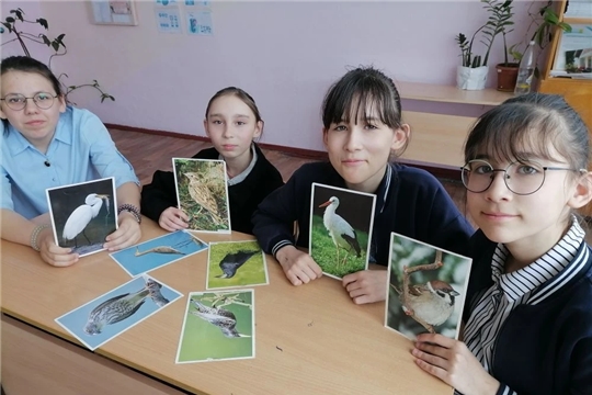 Туванская сельская библиотека им Г. И. Фёдорова провела экологический час «Весна пришла, запели птицы»