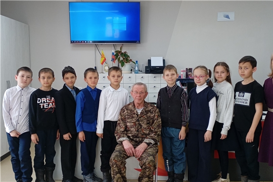 В Торханской сельской библиотеке прошел очередной урок-знакомство в рамках проекта «Путешествие в мир профессий»