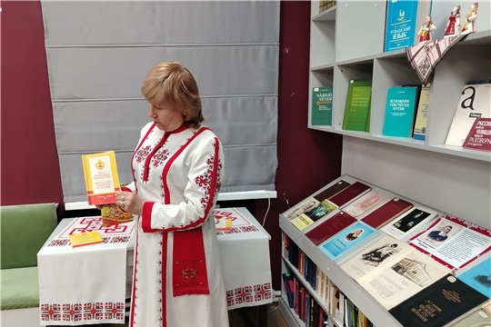 Интеллектуальная игра «Азбука чувашских символов» в центральной библиотеке