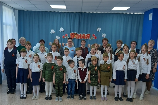 Патриотический час «Подвигу народа жить в веках» в Нижнекумашкинском территориальном отделе
