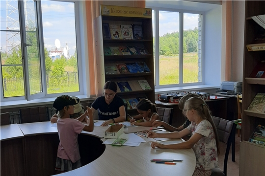 Экологический час «Цветущий мир» в Нижнекумашкинской сельской библиотеке