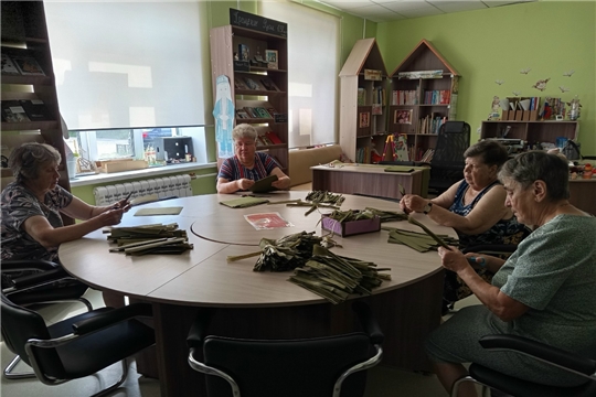 Волонтерский час в Русско-Алгашинской сельской библиотеке