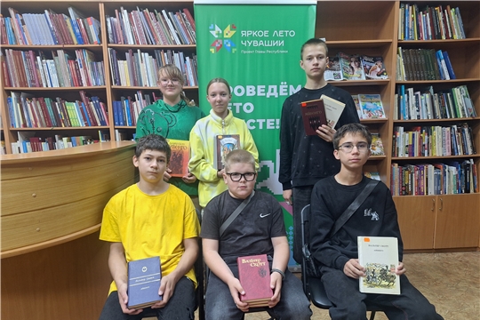 Книжная выставка-рекомендация «Вальтер Скотт – лучшие книги» в городской библиотеке им. Г. Н. Айги