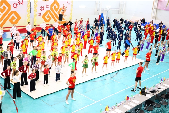 Следите за новостями проекта «Мир, дружба — аэробика!» и присоединяйтесь к тренировкам — путь к здоровью начинается с первого шага!