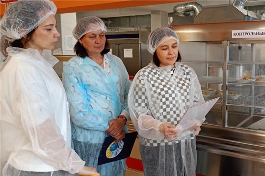 В школе прошёл очередной родительский контроль качества школьного питания