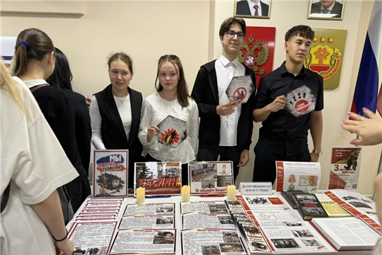 Урок мужества и "Капля жизни": 10‑классники в Доме дружбы народов