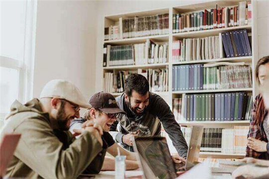 Наши тренеры-преподаватели — всегда в движении вперёд!