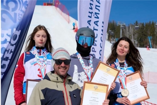 Лана Прусакова завоевала бронзовую медаль на чемпионате России по фристайлу