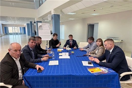 Министерство физической культуры и спорта Чувашской Республики провело стратегическую сессию, в которой принял участие директор БУ ДО «СШОР # 7 им. В. Ярды» Анатолий Семенов 