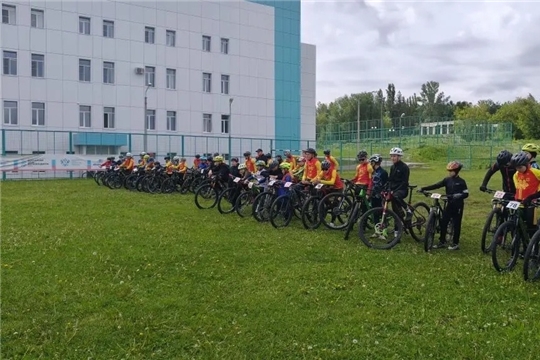 Сегодня состоялось торжественное открытие Чемпионата и Первенства Чувашской Республики, а также республиканских соревнований по велосипедному спорту
