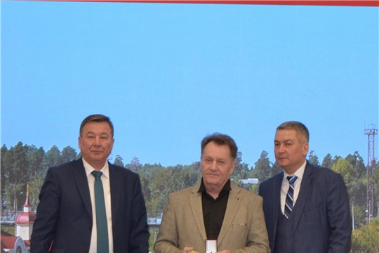 ЗАСЛУЖЕННАЯ НАГРАДА!!! АЛЕКСАНДР ПАВЛОВИЧ БАЛАКИРЕВ - ЗАСЛУЖЕННЫЙ РАБОТНИК КУЛЬТУРЫ ЧУВАШСКОЙ РЕСПУБЛИКИ