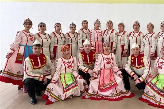 Гран-при на Республиканском фестивале-конкурсе любительских творческих коллективов «Традиции»
