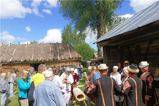 Встреча туристов первого теплохода состоялась!