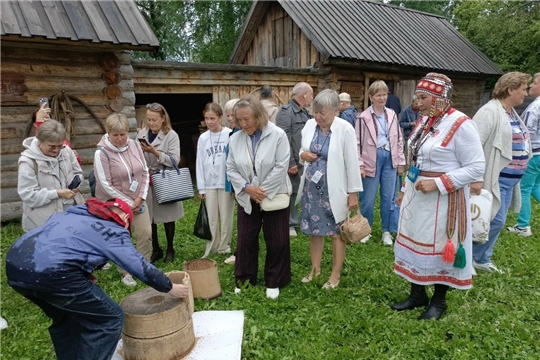 Встречаем туристов теплохода «Мамин-Сибиряк»