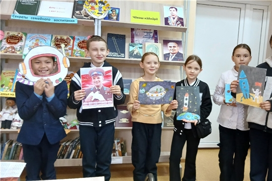 В Чутеевской библиотеке провели игру – путешествие «От Земли до звезд»