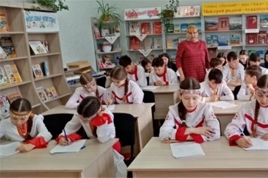 V муниципальный краеведческий диктант: жители округа блеснули знаниями о малой родине