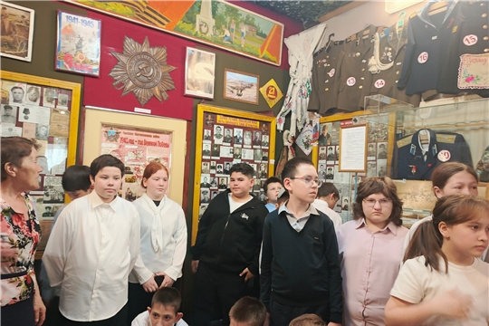 Увлекательное путешествие в прошлое: посещение Яншихово‑Норвашского историко‑мемориального музея учениками СОШ № 9 г. Канаш