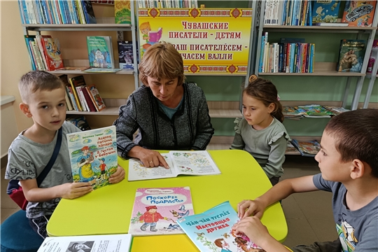 В Яншихово-Норвашской библиотеке прошёл поэтический микрофон «Таравата вулар»