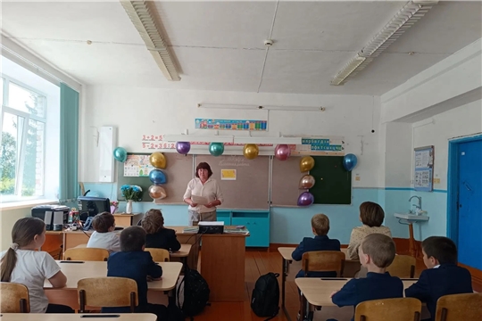 Новобуяновская библиотека провела урок безопасности «Терроризм не имеет границ»