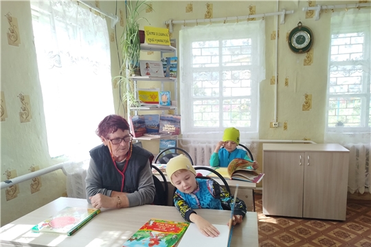 В Алдиаровской библиотеке провели литературный час "Веселое чтение"