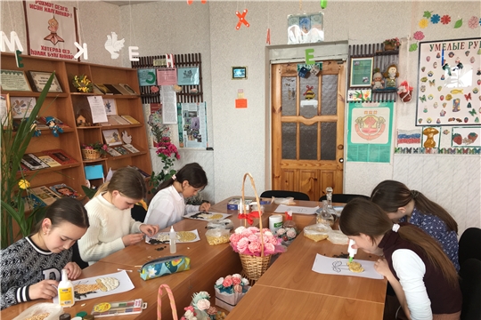 «Клуб – Умелые руки»» в Шыгырданской детской библиотеке