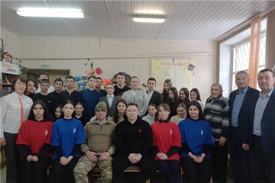  Час патриотизма  "Герои нашего времени"  в Первомайской с/б