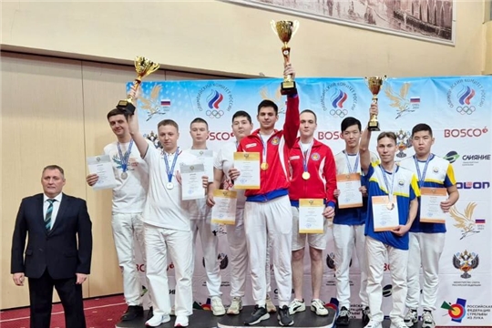 Команда лучников Чувашии выиграла чемпионат России в Орле