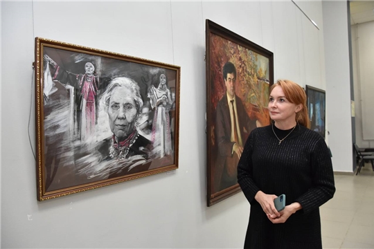 Председатель Союза женщин республики Наталья Николаева приняла участие в открытии выставки «Чувашия в лицах»