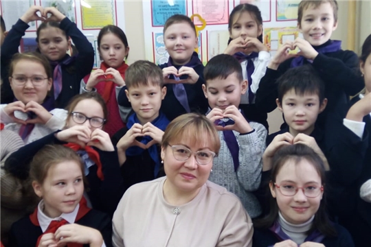 Председатель Аликовского районного отделения Союза женщин Чувашии Ольга Алексеева приняла участие на занятии «Разговоры о важном»