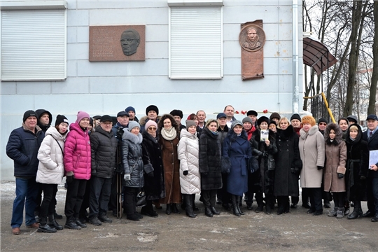 В Чебоксарах появилась памятная мемориальная доска в честь первой чувашской киноактрисы Тани Юн