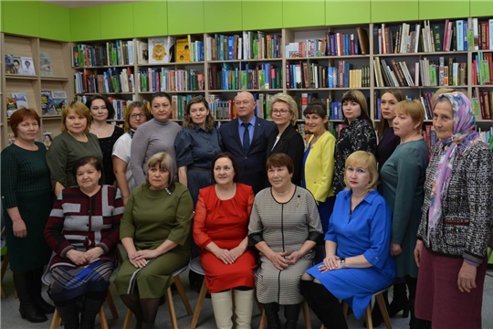 «Творить добро другим во благо». Женсовет  Вурнарского муниципального округа подвел итоги работы и определил новые направления деятельности.