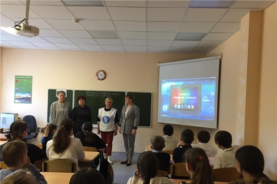 «Урок мужества»: встреча с ветераном пожарной охраны в Ибресинском муниципальном округе