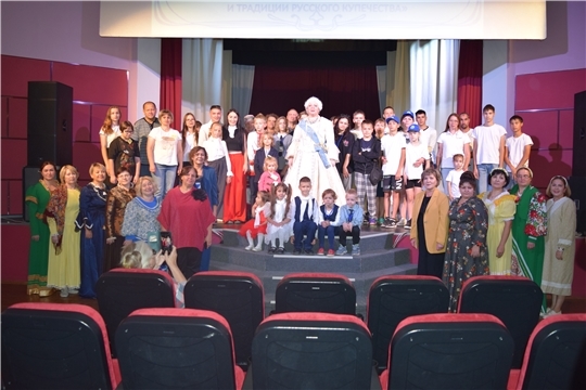 В Мариинском Посаде прошел семейный фестиваль «Финансовая грамотность и традиции русского купечества»