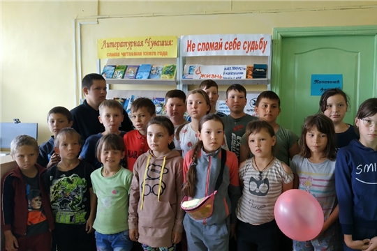 Работники культуры и библиотеки Тюмеревского ДК с детьми оздоровительного лагеря при Тюмеревской СОШ провели беседу «Чтобы жизнь не прошла напрасно»