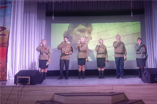 В Янтиковском доме культуры состоялся патриотический концерт «Своих не бросаем».