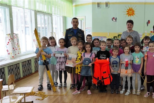 Урок безопасности в детском саду № 25