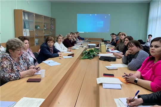 В Новочебоксарске состоялось совещание «Организационное и методическое сопровождение работы по введению обновленных ФГОС и ФООП»