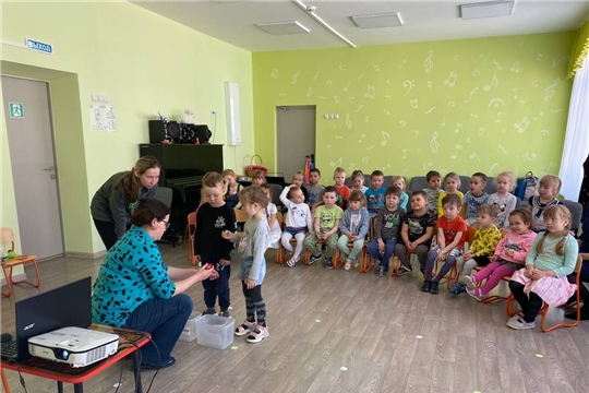 Активисты АНО «Чистая среда» в гостях у дошколят