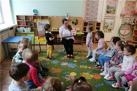 Чувашская матрешка в гостях у малышей группы "Матрешка"
