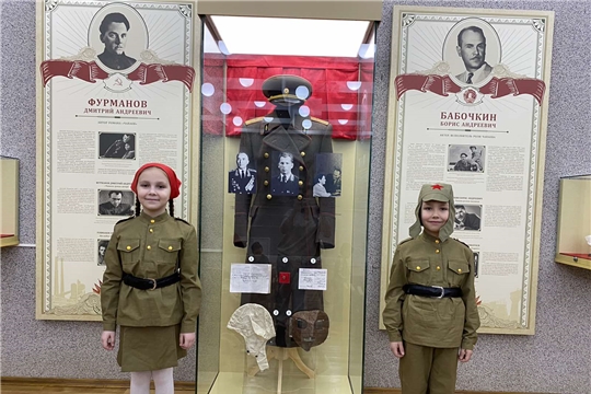 Продолжаем знакомиться с знаменитыми земляками. 