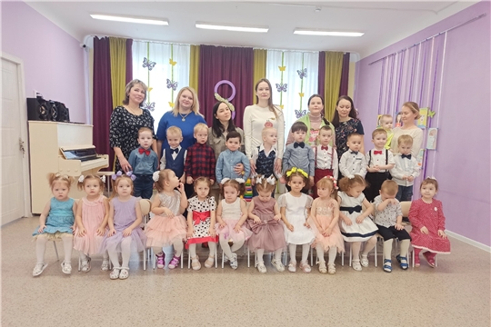 Утренник в группе "Колобок".