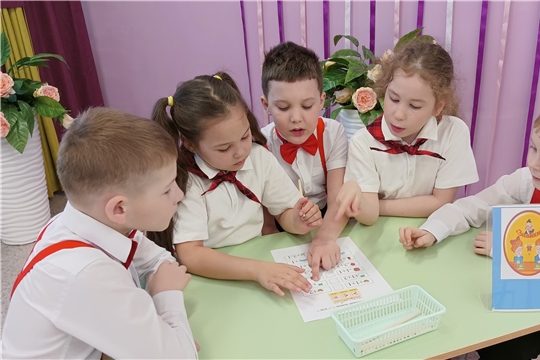 Маленькие академики.