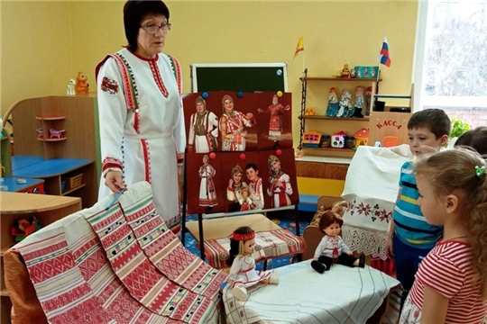 День чувашской вышивки